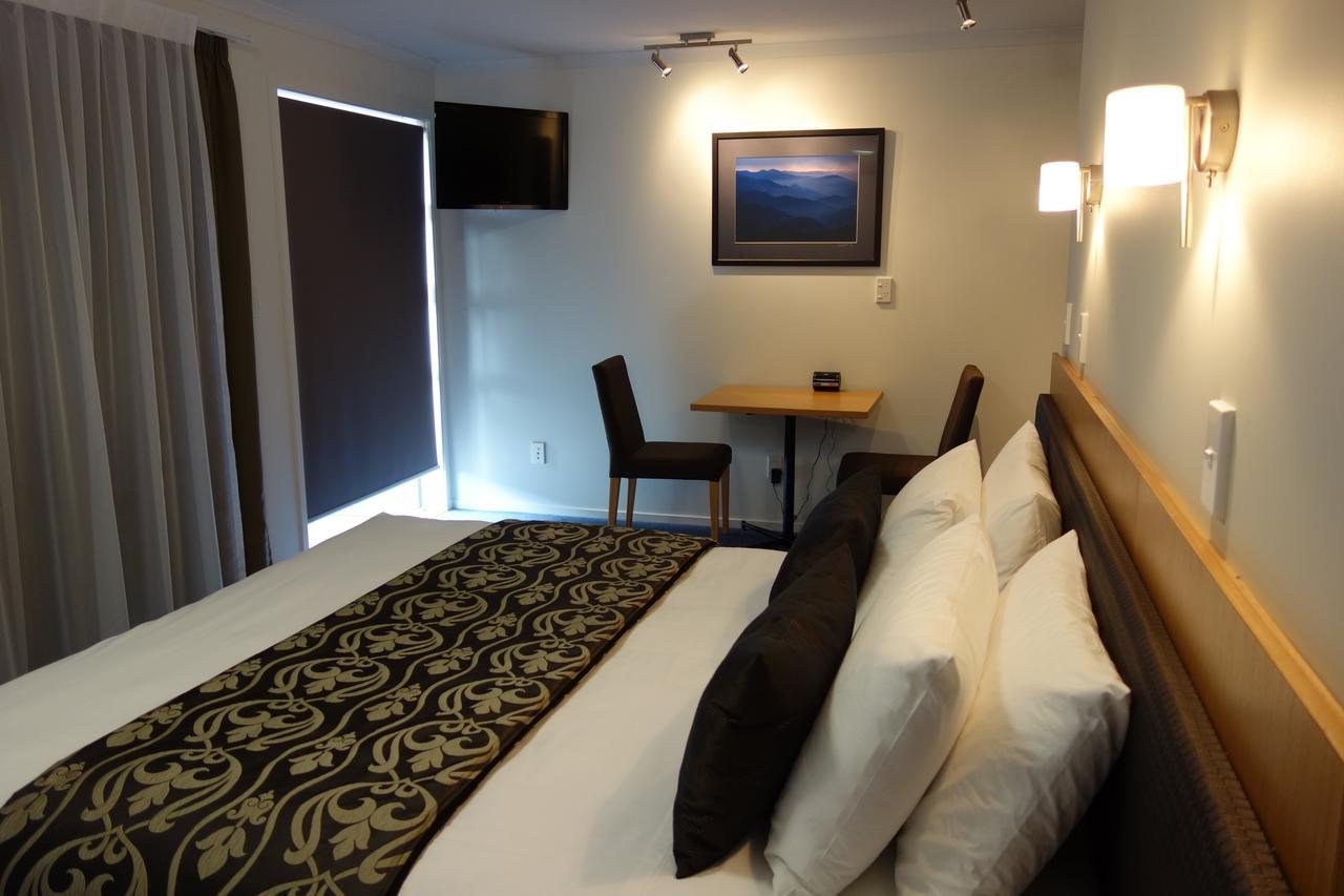 Parakai Springs Lodge Rum bild